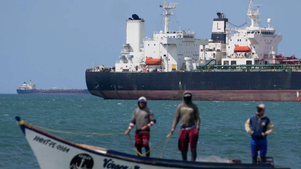 ट्रंप ने वेनेजुएला पर से हटाया तेल प्रतिबंध (प्रतीकात्मक फोटो)- India TV Hindi